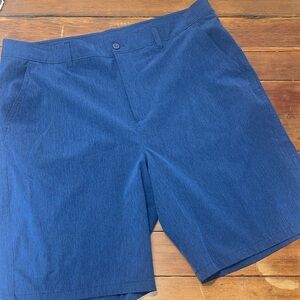 Old navy active shorts men’s size 38